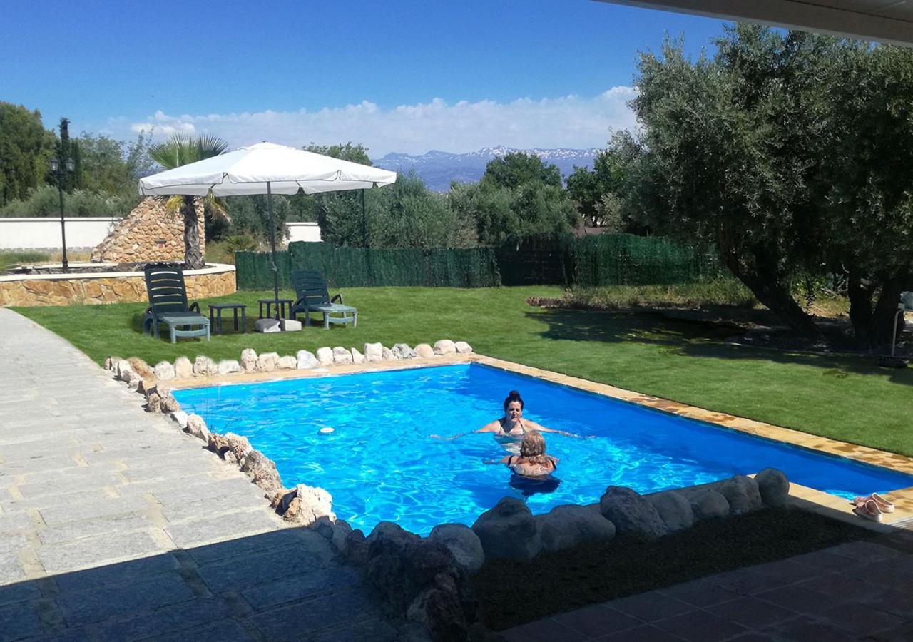 Villa Capricho De Luna Caparacena Екстериор снимка