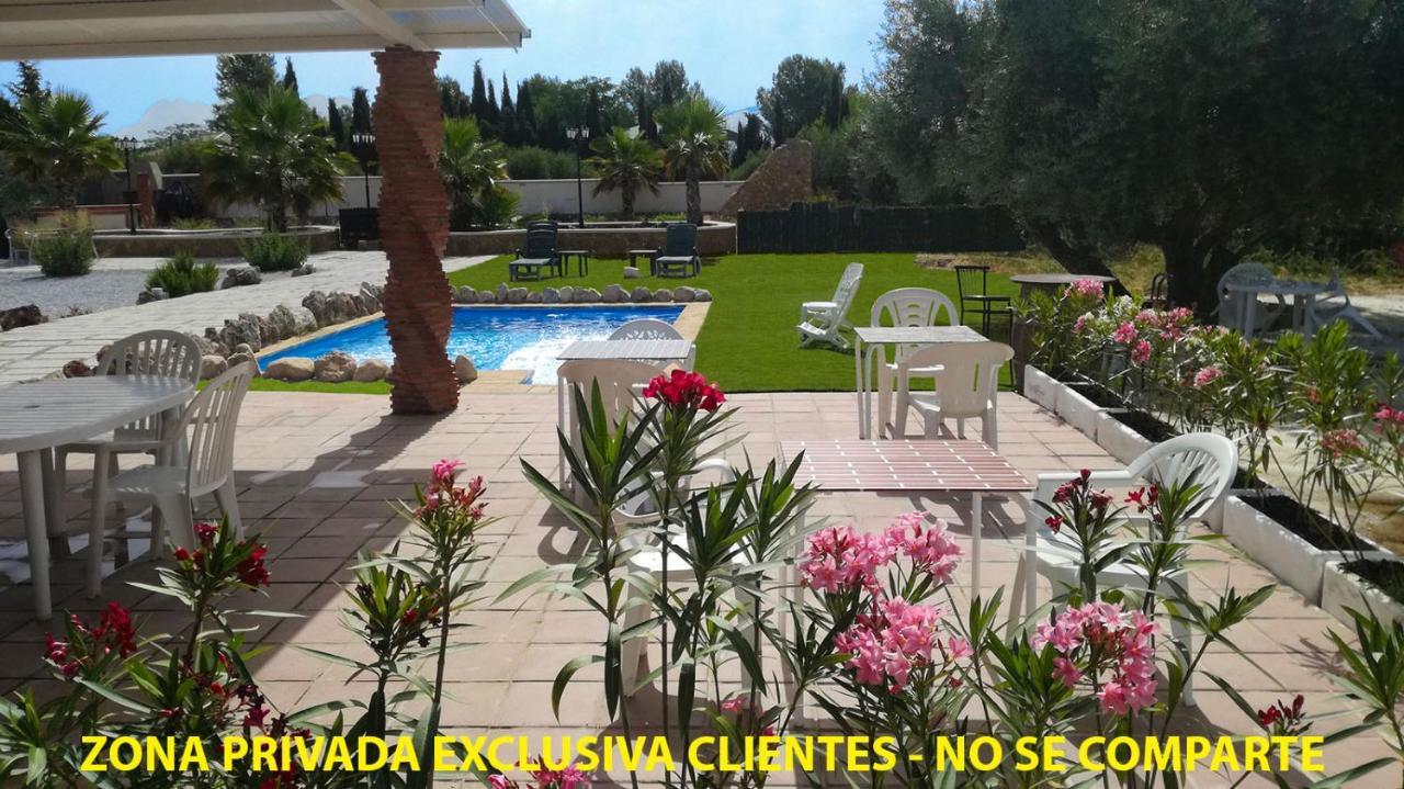 Villa Capricho De Luna Caparacena Екстериор снимка
