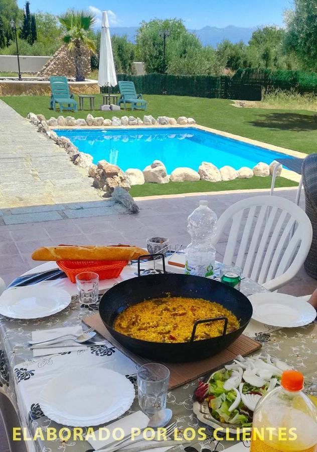 Villa Capricho De Luna Caparacena Екстериор снимка