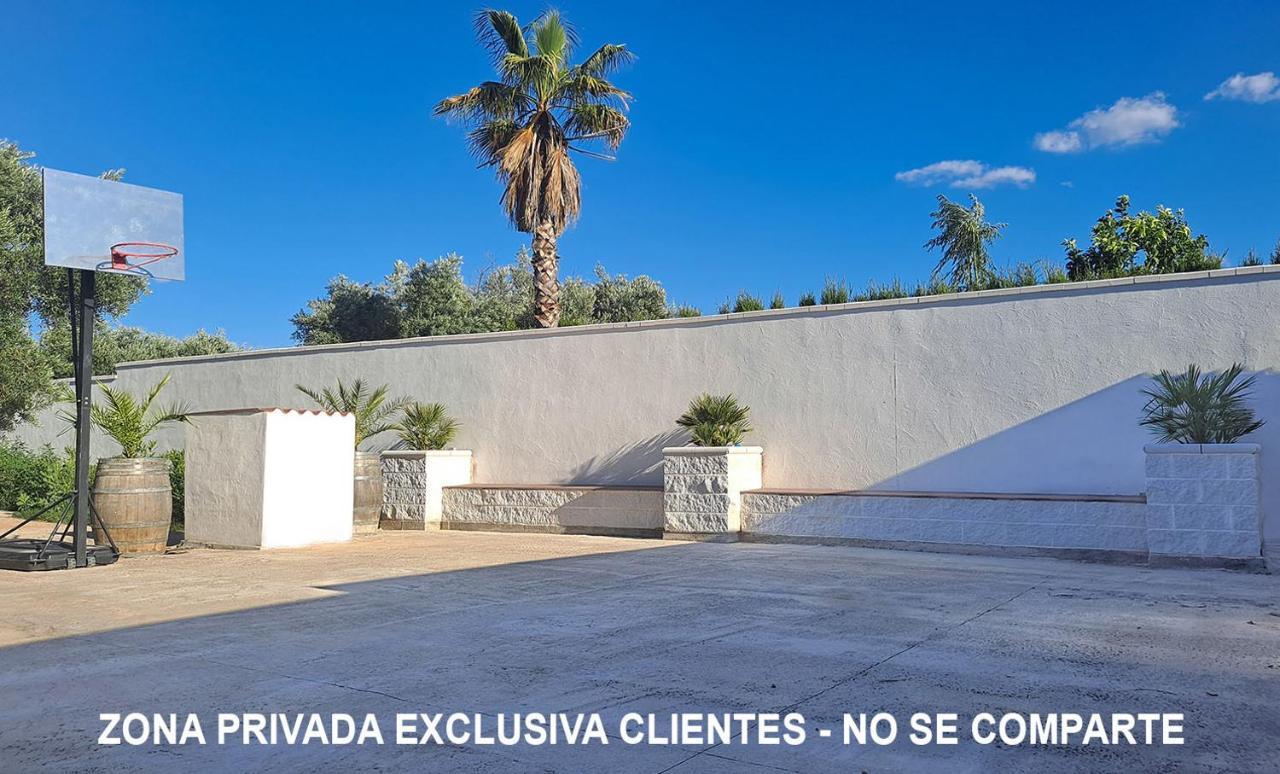 Villa Capricho De Luna Caparacena Екстериор снимка